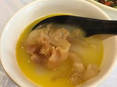 -鲜入围煮花胶鸡海鲜火锅