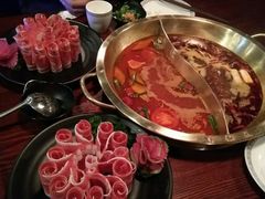 -重庆爽翻天老火锅(临平万达广场店)