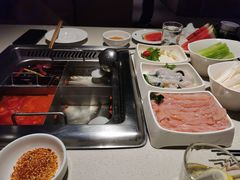 -海底捞火锅鲜切牛肉主题店(长寿路店)