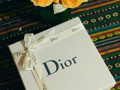 -Dior迪奥(上海世茂广场店)