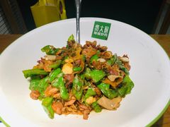 -费大厨辣椒炒肉(万家丽一店)