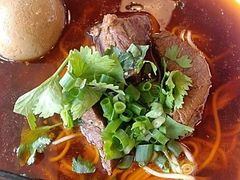 -碗里捞川渝特色面(沙河玖耀里店)