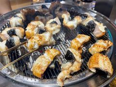 -围炉肉舍•炭烤活鳗•丹东海鲜烤肉(步行街店)