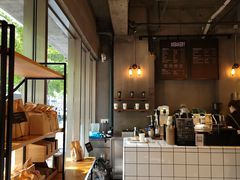 靠窗位-81BAKERY(大学路店)