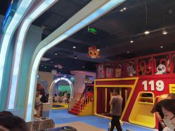 -汤姆猫亲子乐园(保利Mall店)