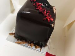 -UNI UNI(环亚凯瑟琳店)