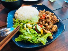 柠檬草鸡肉饭-Le Chalet Dalat