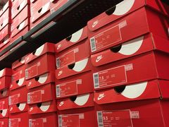-NIKE上海青浦换季优惠店