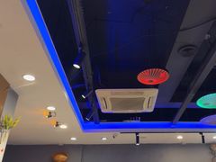 -老街烧烤大排档·地道湖北菜·龙虾馆(汉口火车站店)