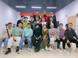 -BULB STUDIO 巴柏明星发型工作室