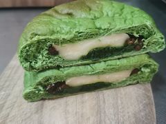 抹茶红豆麻薯面包-一块甜品店