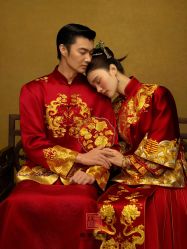 -藤薰定制中式嫁衣礼服旗袍店