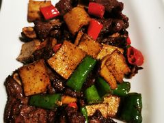 杏鲍菇牛仔骨-上海小南国(正大店)