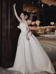 -不晚国际婚纱礼服