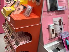 -名创优品(山东青岛华润万象城店)