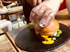 -HIGH FIVE哈福手工汉堡(桂林路店)