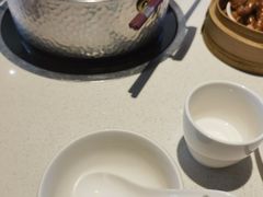 -煲王粤菜餐厅(中侨中心店)