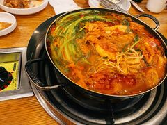 -喇喇排骨火锅·传统韩式脊骨汤(望京西园总店)