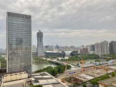 高级大床景观-杭州大厦宾馆