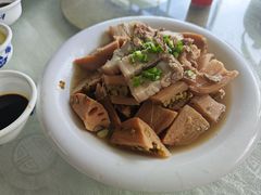 -辉记虾塘海鲜农庄