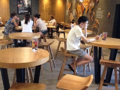 大堂-星巴克臻选(舟山凯虹广场店)