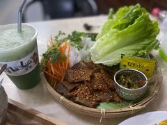 菜包牛肉-啰啰冰屋(景洪总店)