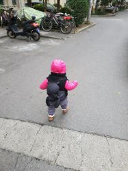 -爱亲母婴生活馆(清溪路店)