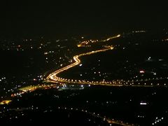 -鬼笑石后山停车场