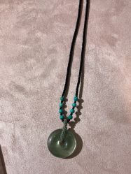 -灵彩珠宝(朗香街店)