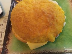 -新大咀港式茶餐厅(宝山万达店)