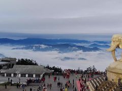 -峨嵋山金顶