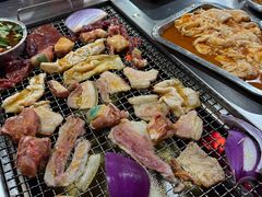 -缘来香大凉山西昌火盆烧烤.12年老店(巴国城店)