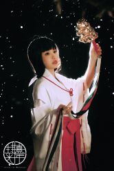 点击看大图 -持熹光年写真体验馆