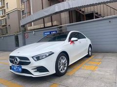 -上海星瀚奔驰4S店(红柳路店)