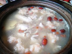 清远鸡-花苑美食横琴生蚝火锅(拱北粤华路店)