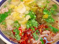 -云阿蛮云南生烫牛肉米线(奉贤路店)