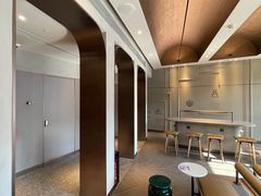 -星巴克臻选(上海今潮8弄店)