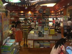 -西西弗书店&矢量咖啡(壹方购物中心店)