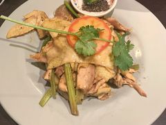 -大头虾越式风味餐厅(光明广场店)