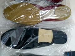 加前后掌-京伟修鞋洗鞋奢侈品皮具护理店