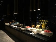 自助取餐区-唐拉雅秀酒店-西锦汇空中BBQ·思创餐厅