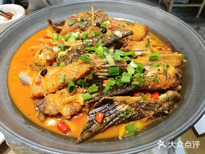 朋友宴江南土菜(东方太阳城店)秘制千岛湖臭鱼尾图片