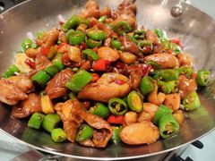 -辛香味烧鱼馆·非遗技艺·排骨红烧肉(光谷医药园店)