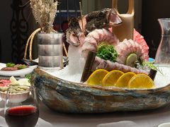 -泓炙颐凤鲜海鲜火锅料理(桐乡店)