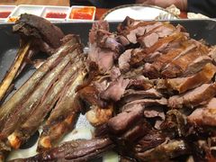 蒙古烤羊腿-九十九顶毡房(阜石路店)