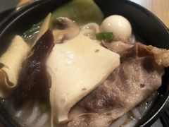 三鲜肥牛-东家火锅米线 Boss D - Hot Pot Rice Noodle