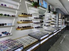 -中国丹阳眼镜城