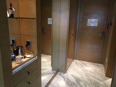-上海中航虹桥机场泊悦酒店