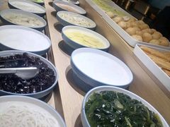 -锤头鲨毛肚海鲜烤肉自助餐厅(国购广场店)