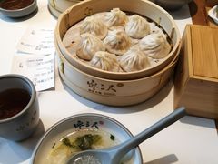 -馋三尺蟹粉小笼(人民广场店)